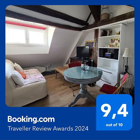 Appartement Coeur De Paris Avec Vue Sur Les Toits Exteriér fotografie